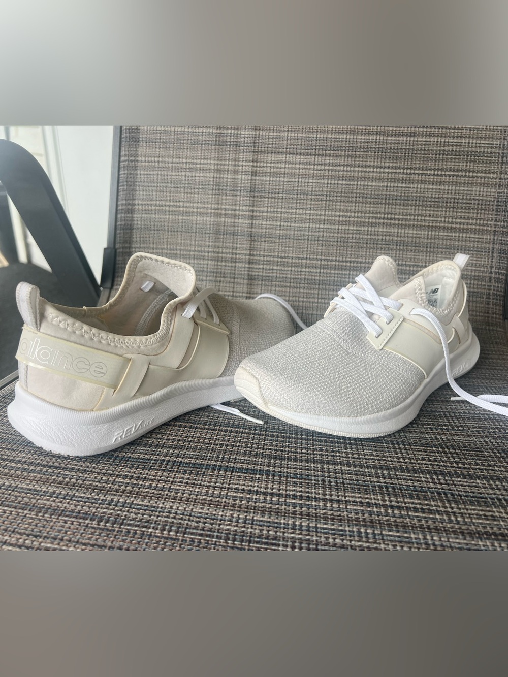 New Balance Nergize WNRGSOW1 Women’s size 7.5 Medium B Width - Very Clean